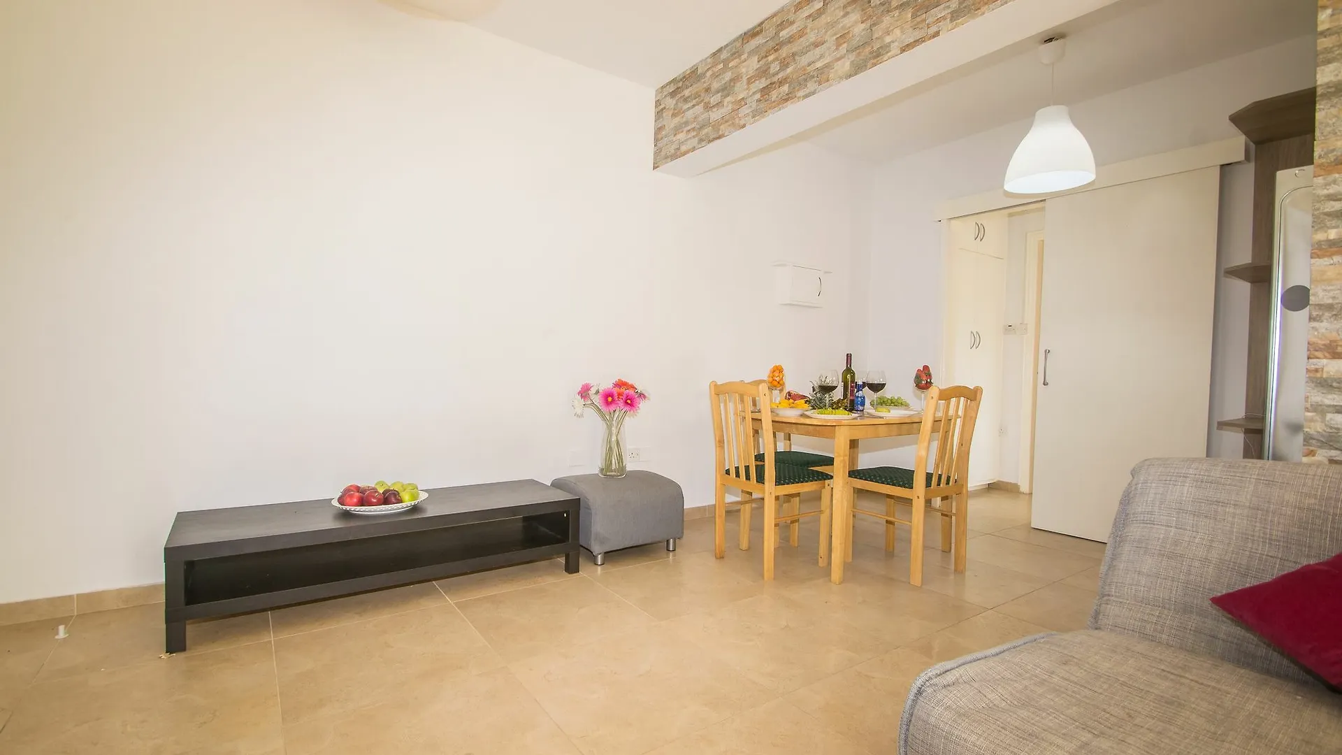 Napa Dreams Apartments 아이아 나파 0*,