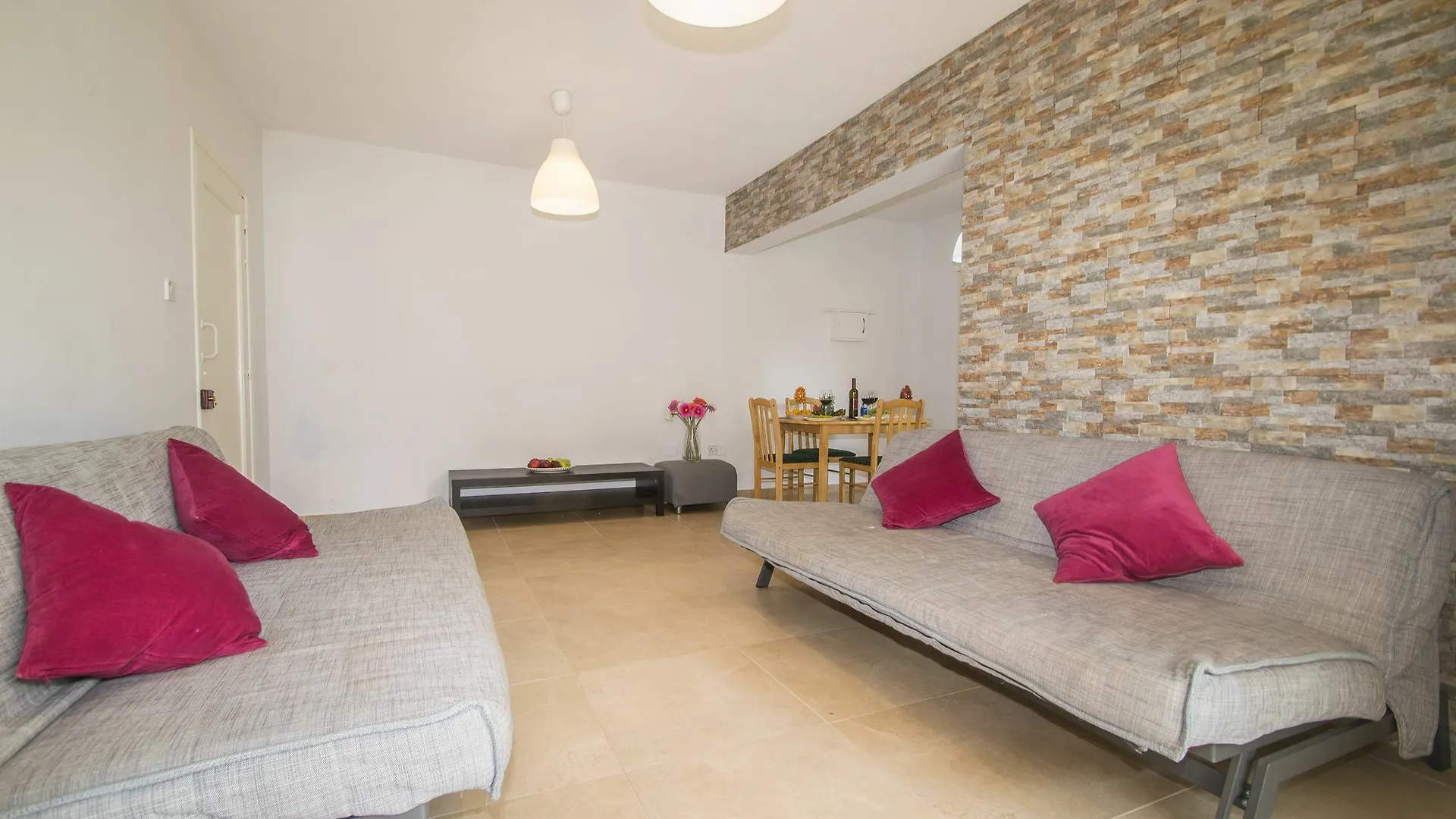 Napa Dreams Apartments 아이아 나파